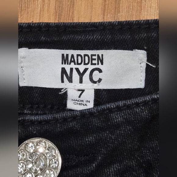 Madden NYC Black Distressed Jeans - Picture 6 of 10